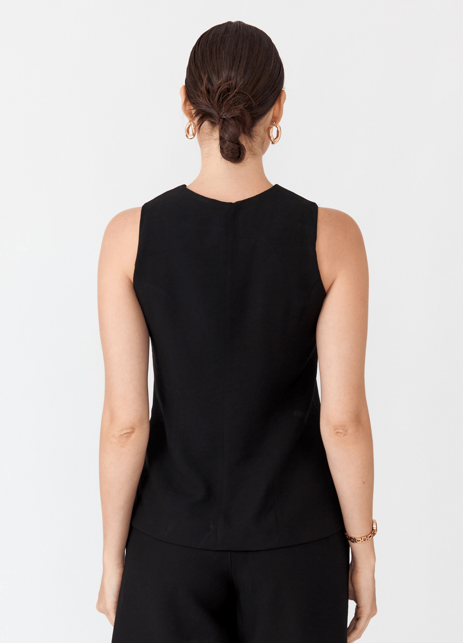 Chaleco Alba cuello redondo básico para verano