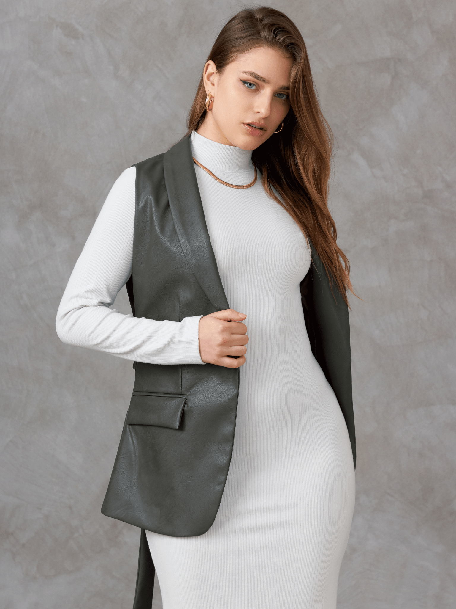 Chaleco cuerina formal Agatha para mujer