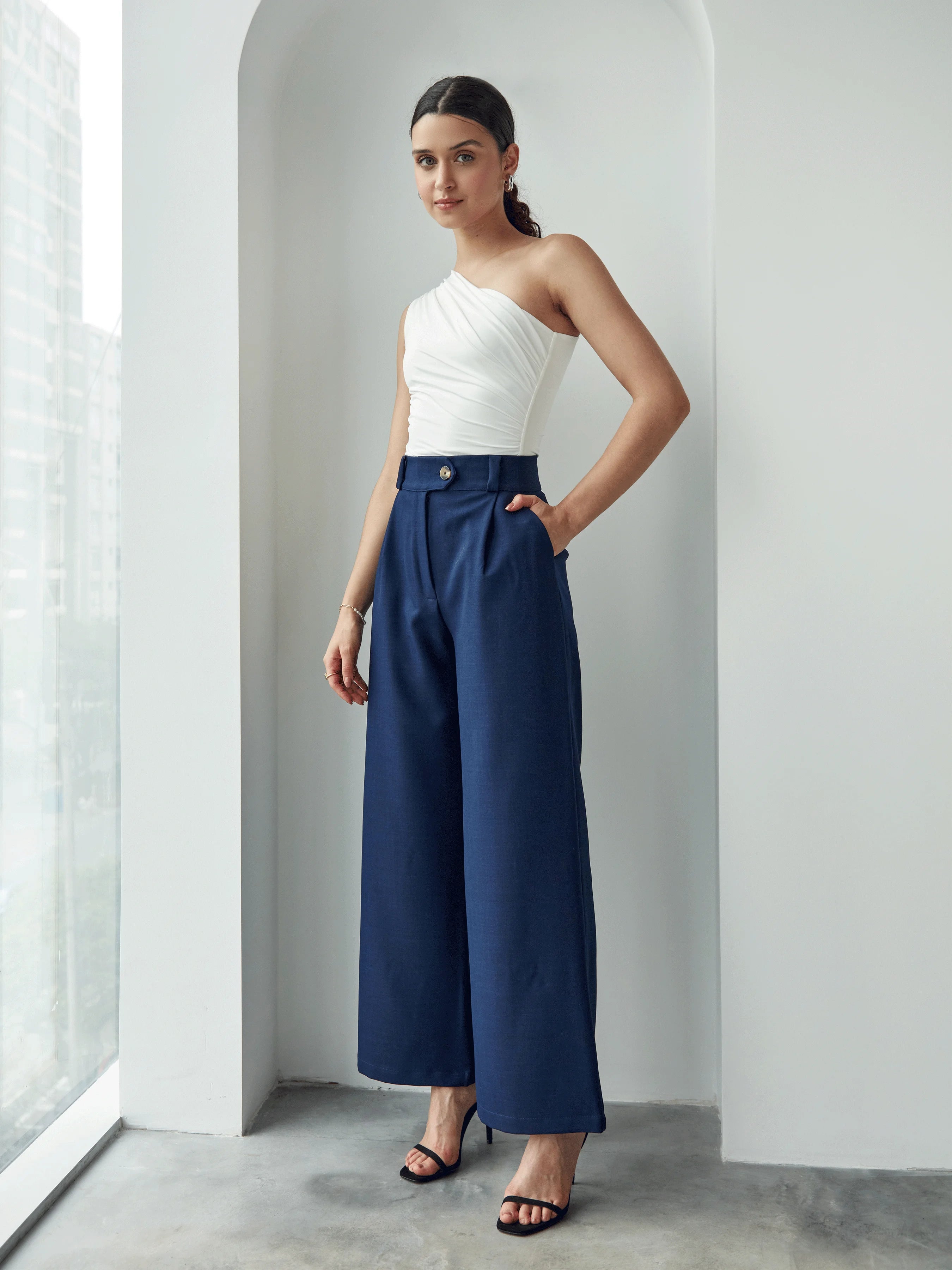 PANTALON SASTRE RECTO FLORENCIA PARA MUJER Bembella Peru