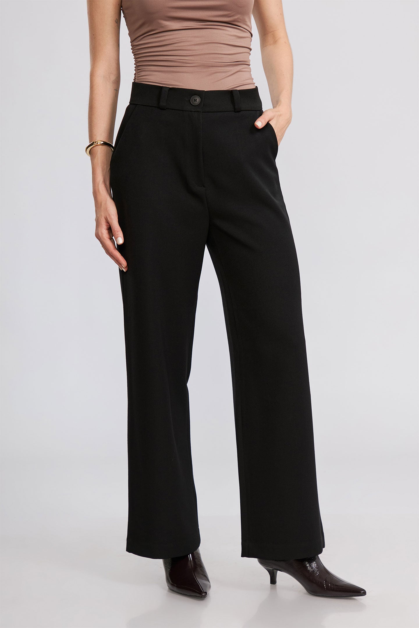 PANTALÓN CARRIE RECTO NEW