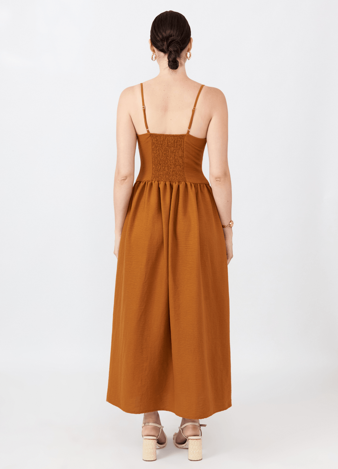 VESTIDO FRIDA LARGO ESCOTE CORAZÓN - Bembella Perú
