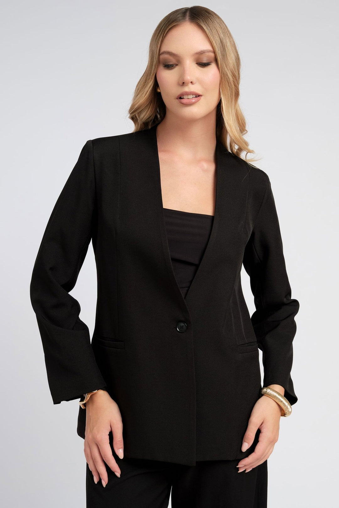 BLAZER JULIETTE ESTRUCTURADO SIN SOLAPA