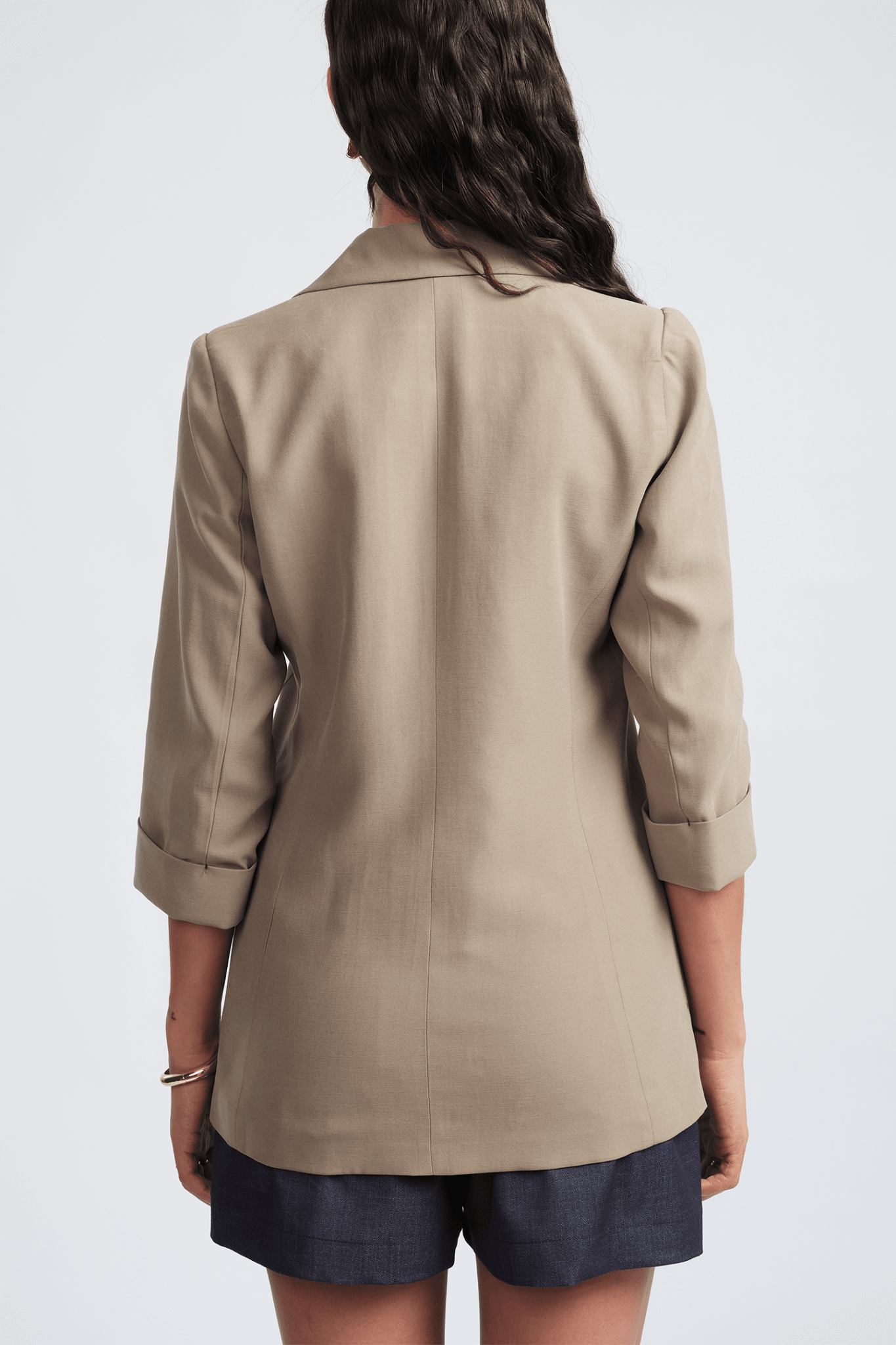 PRE VENTA - BLAZER LIMA MANGA 3/4 CORTE PRINCESA