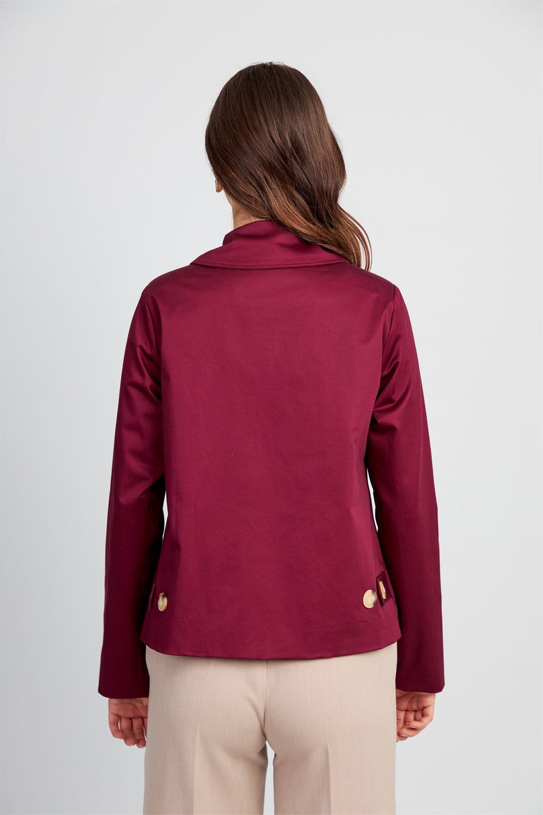 CHAQUETA MARGOT TIPO GABARDINA ESTRUCTURADA - Bembella Perú