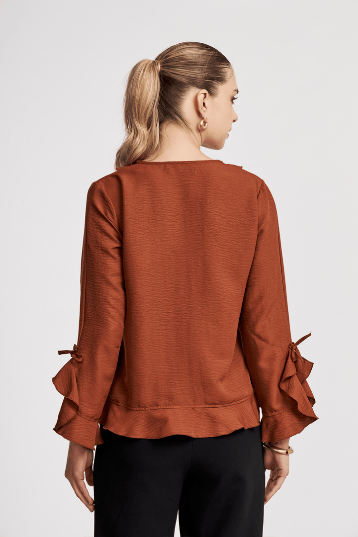 BLUSA EIRA ESCOTE EN V BOHEMIA - Bembella Perú