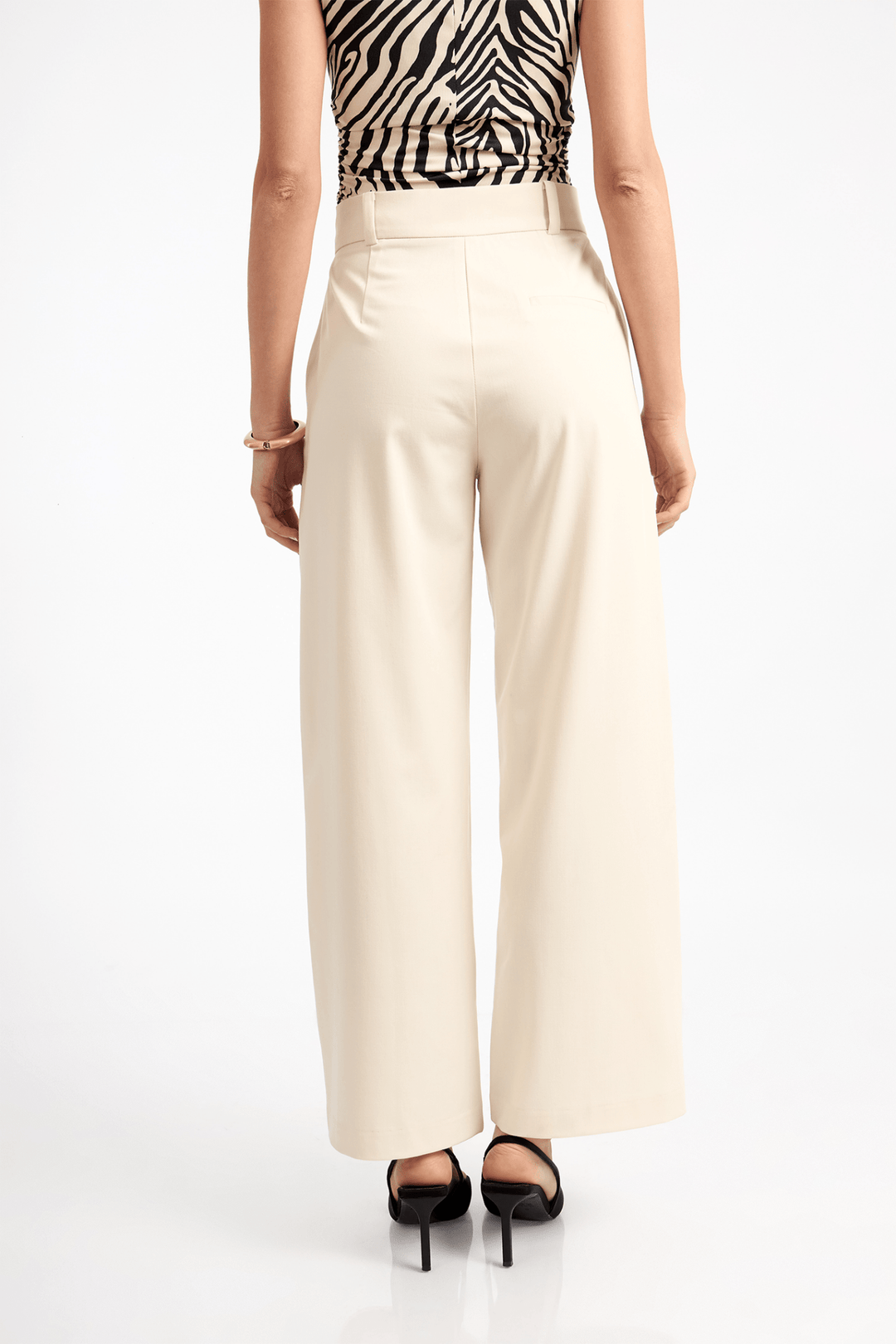 PANTALÓN MELANIA SASTRE CINTURA BOTA SEMI ANCHA