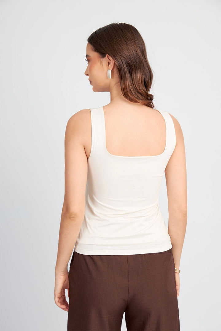 TOP LIA ESCOTE CUADRADO MINIMALISTA - Bembella Perú